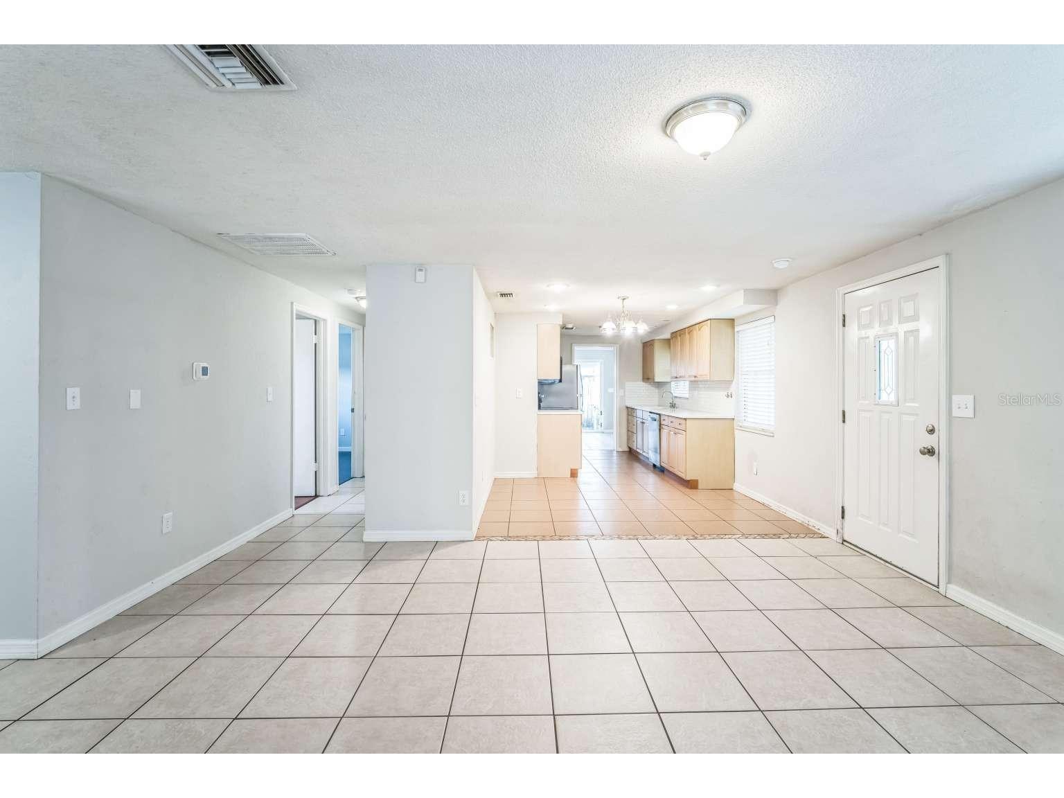 5620 90th Avenue N Pinellas Park FL 33782 TB8462673 image8