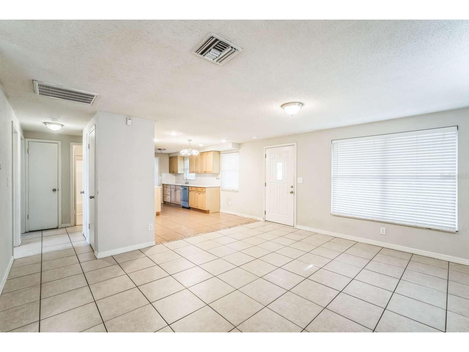 5620 90th Avenue N Pinellas Park FL 33782 TB8462673 image9