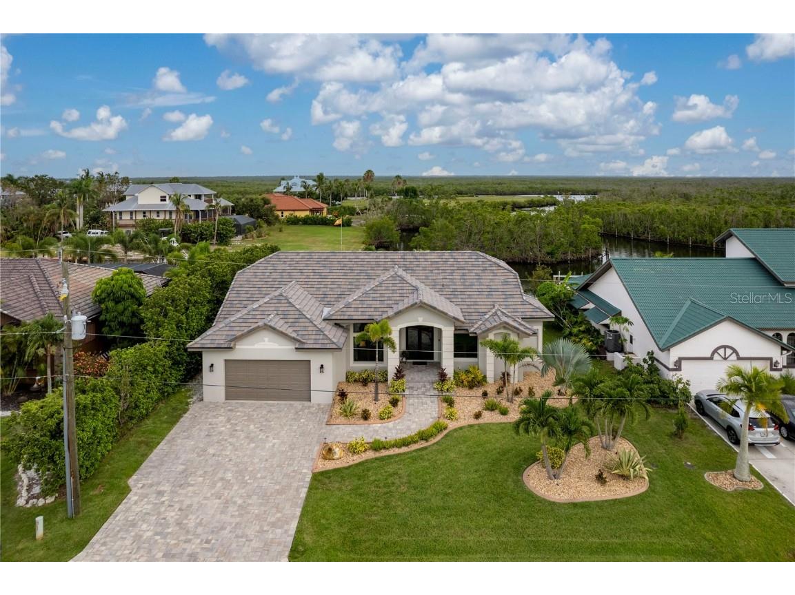 5620 Almar Drive Punta Gorda FL 33950 - BUCKLEY'S PASS C7478634 image1