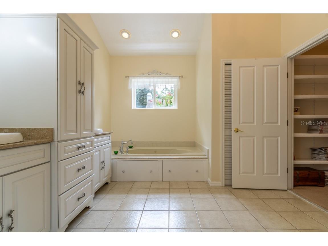 5620 NW 45th Lane Gainesville FL 32606 GC529257 image10