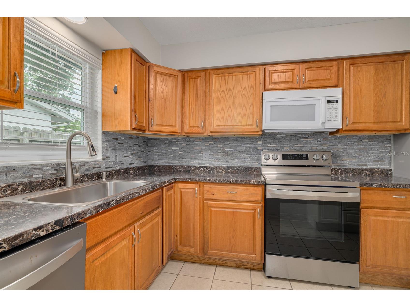5621 16th Avenue N Saint Petersburg FL 33710 TB8513291 image8