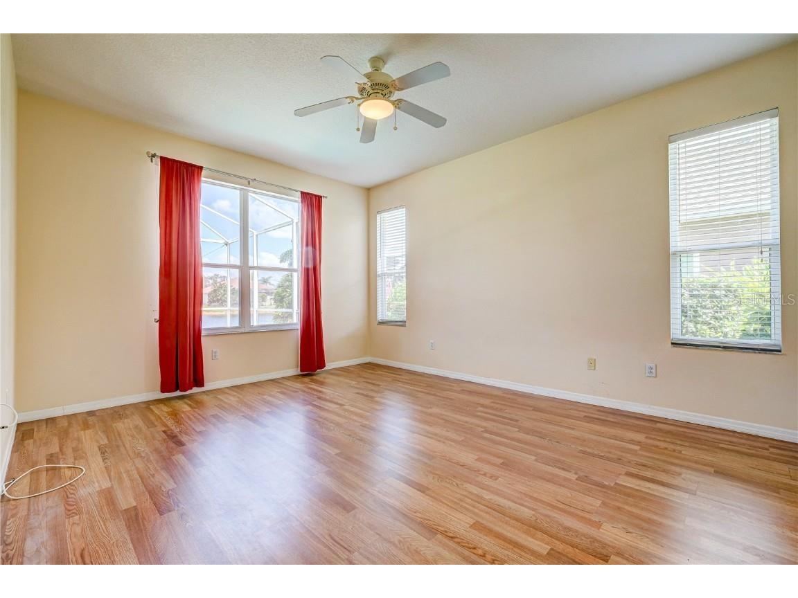 5621 52nd Avenue W Bradenton FL 34210 A4668629 image14