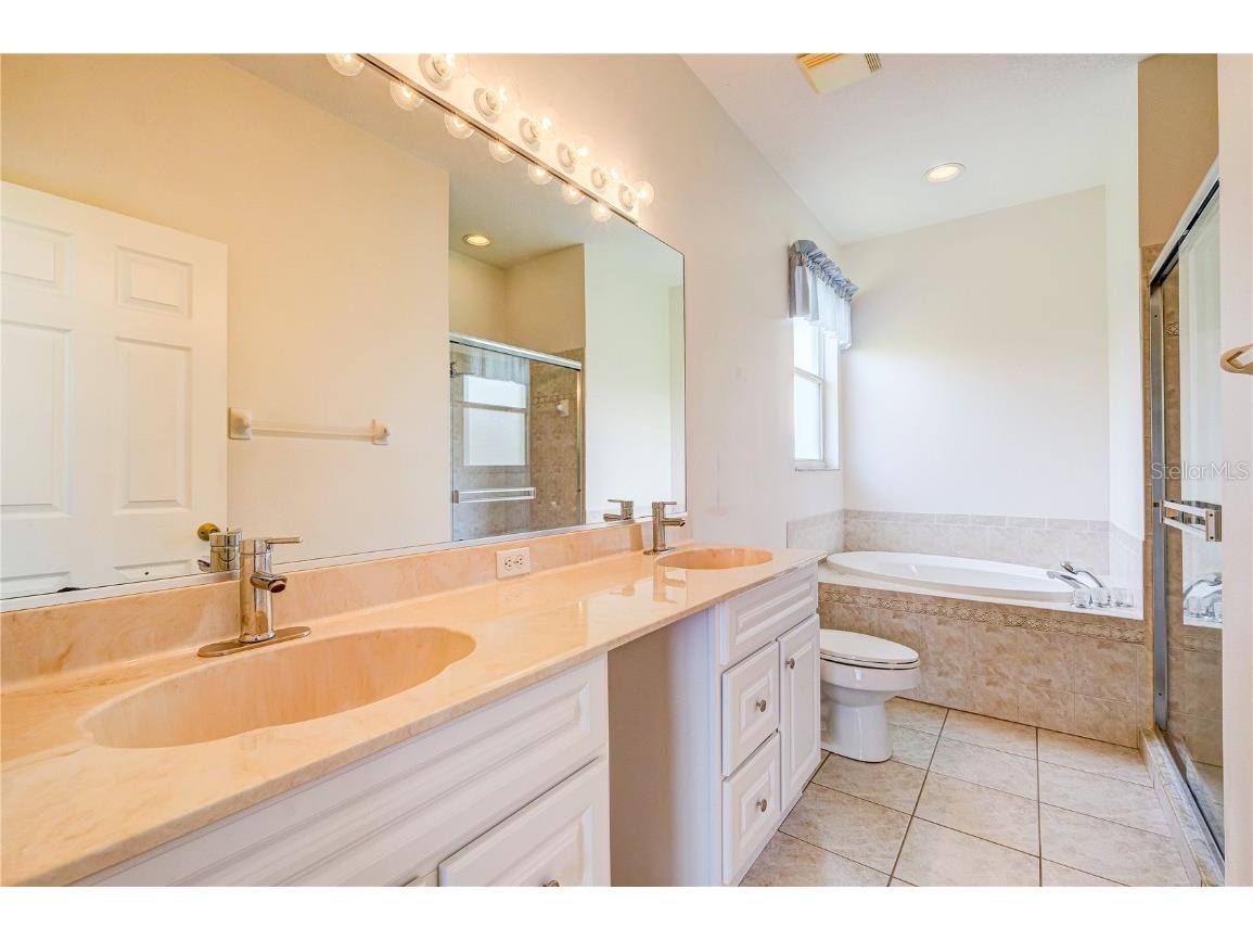 5621 52nd Avenue W Bradenton FL 34210 A4668629 image17