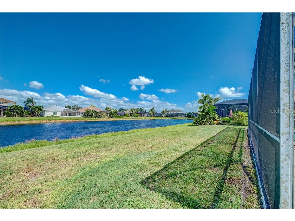 5621 52nd Avenue W Bradenton FL 34210 A4668629 image30