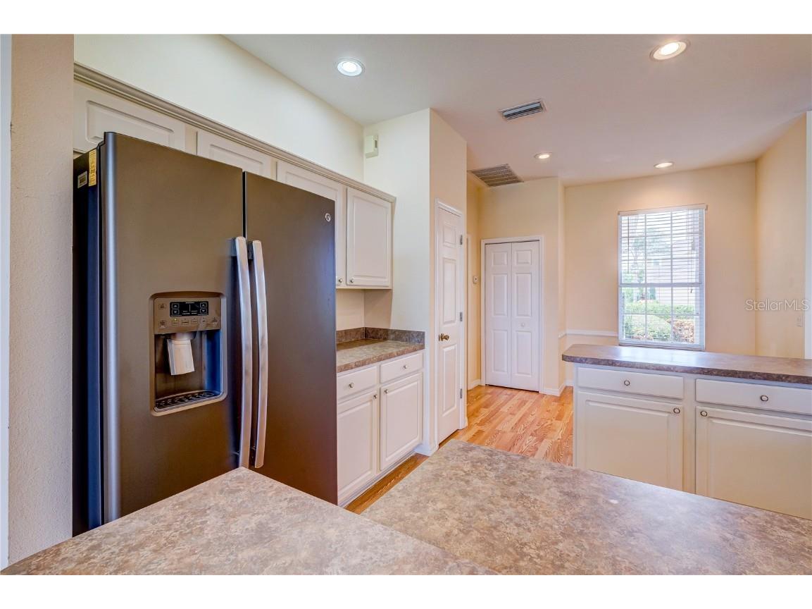 5621 52nd Avenue W Bradenton FL 34210 A4668629 image7