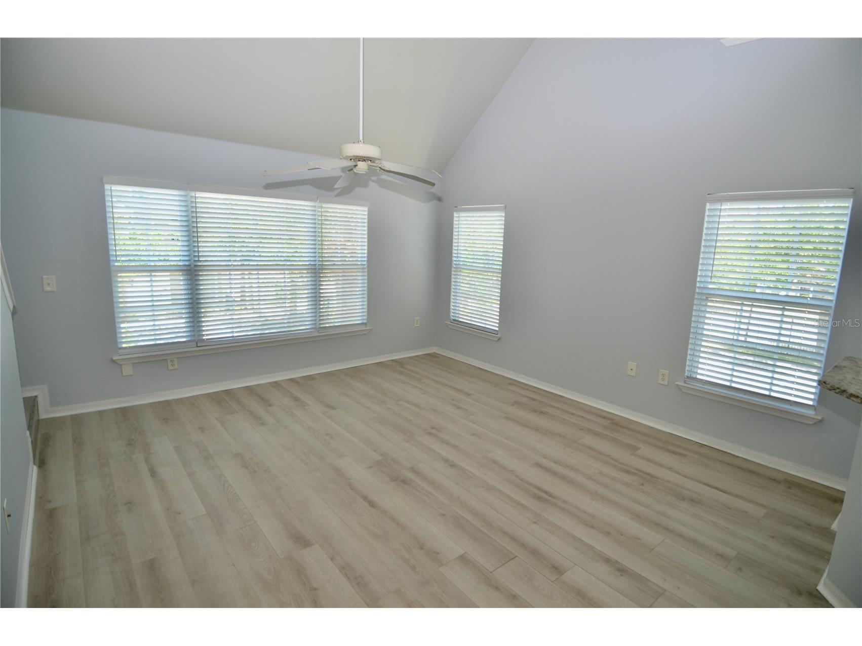 5621 Bidwell Parkway #202 Sarasota FL 34233 A4697287 image5