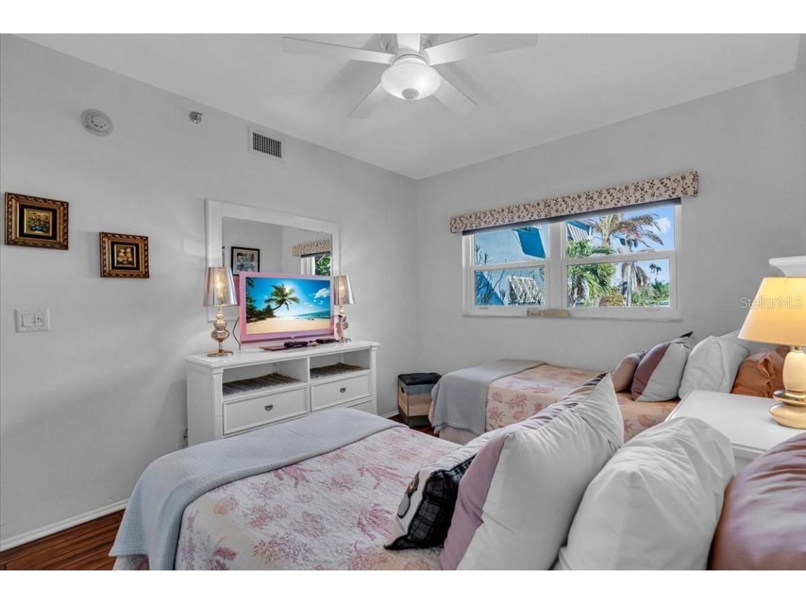 5621 Gulf Of Mexico Drive #102 Longboat Key FL 34228 A4631757 image7