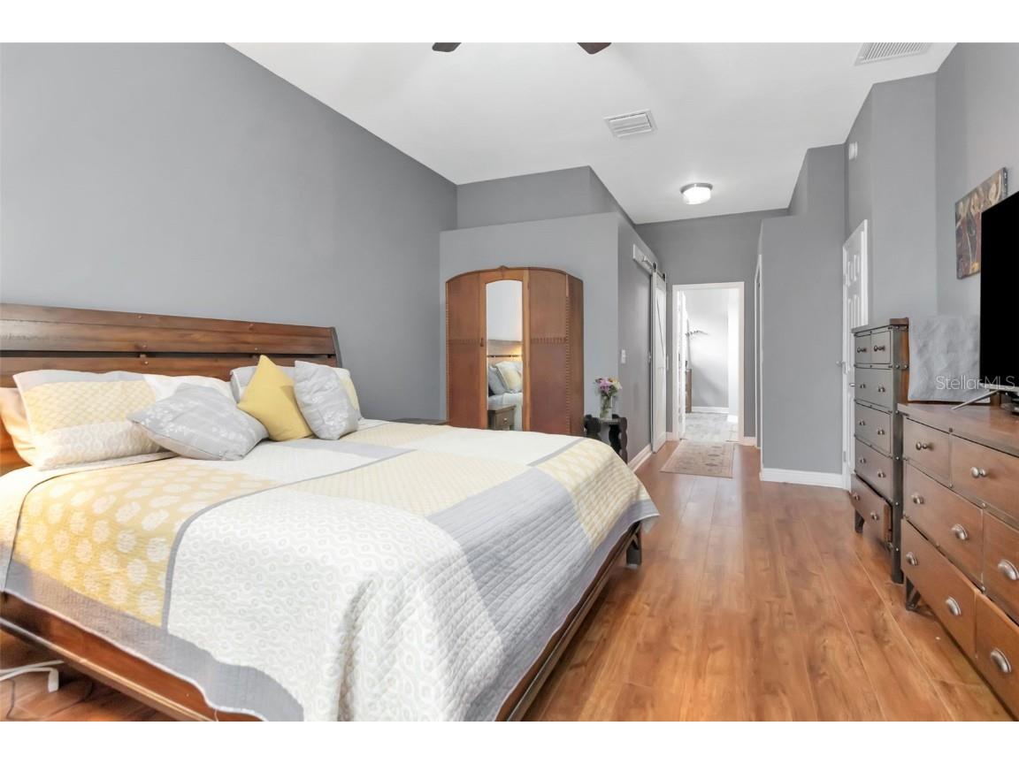 5622 Glencrest Boulevard Tampa FL 33625 TB8427689 image12