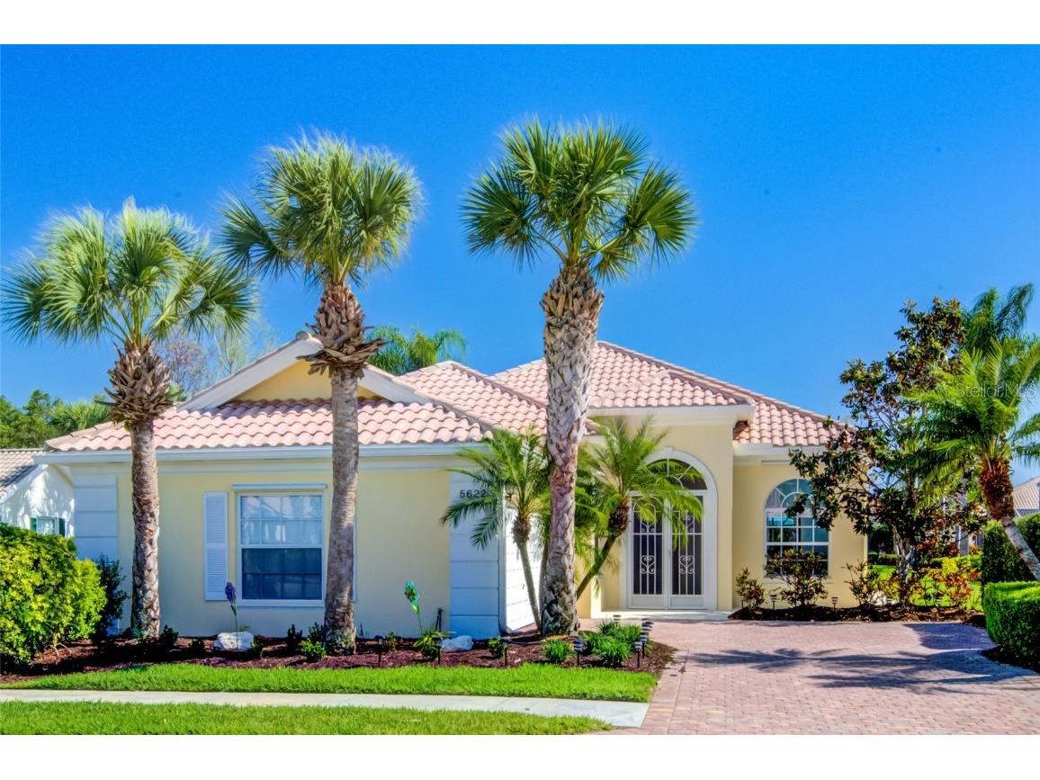5622 Octonia Place Sarasota FL 34238 A4645184 image1