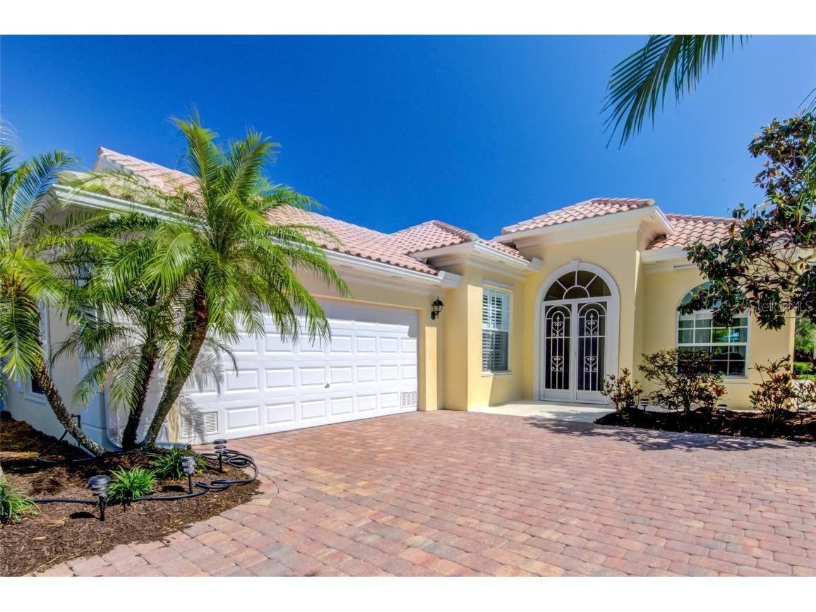 5622 Octonia Place Sarasota FL 34238 A4645184 image2
