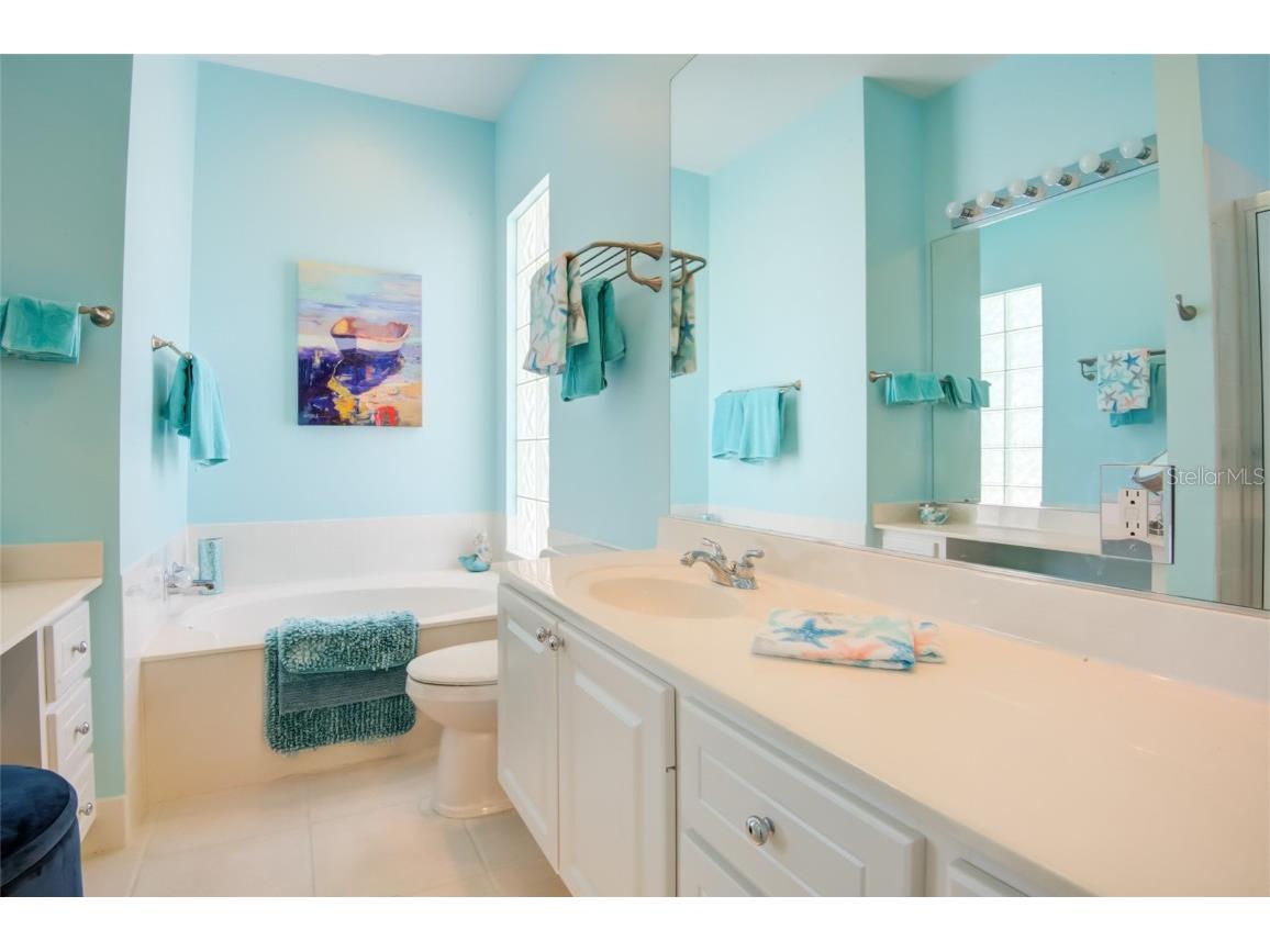 5622 Octonia Place Sarasota FL 34238 A4645184 image30