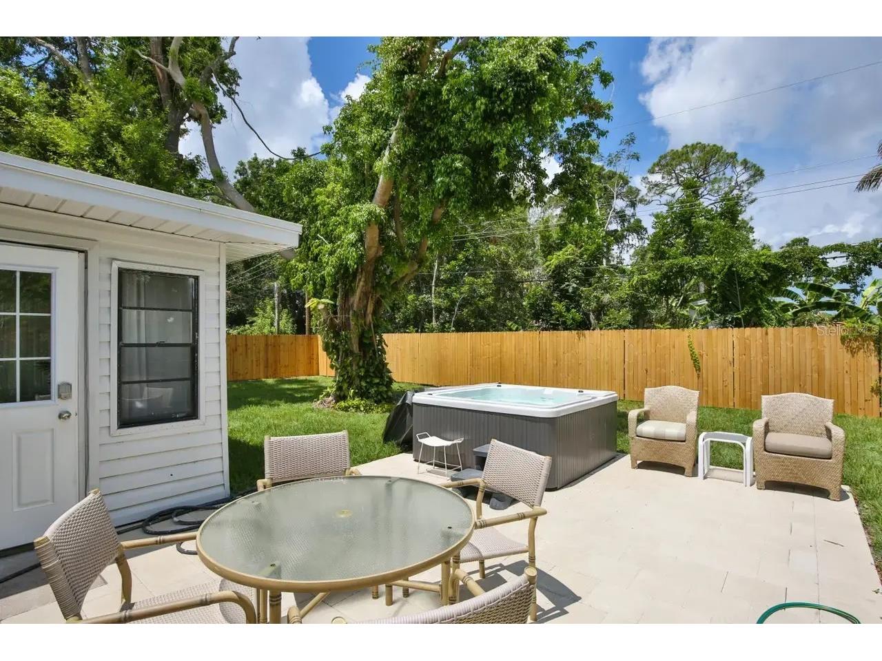 5622 S Lockwood Ridge Road Sarasota FL 34231 A4685742 image25