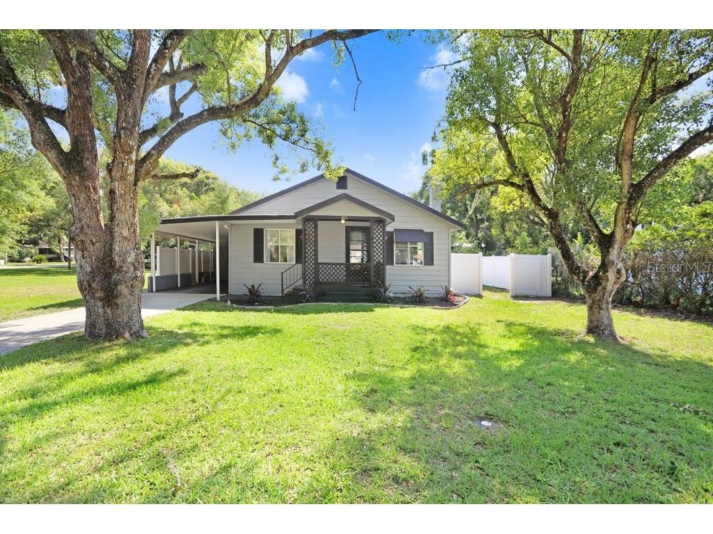 5623 13th Street Zephyrhills FL 33542 T3527174 image1