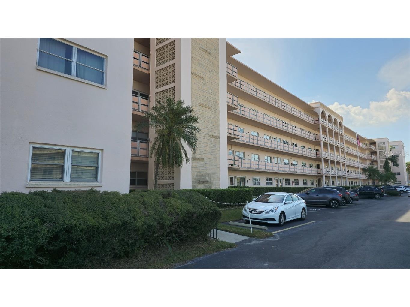 5623 80th St N #510 Saint Petersburg FL 33709 TB8314951 image1