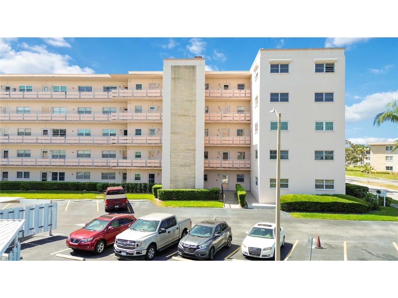 5623 80th Street N #202 Saint Petersburg FL 33709 TB8382170 image1