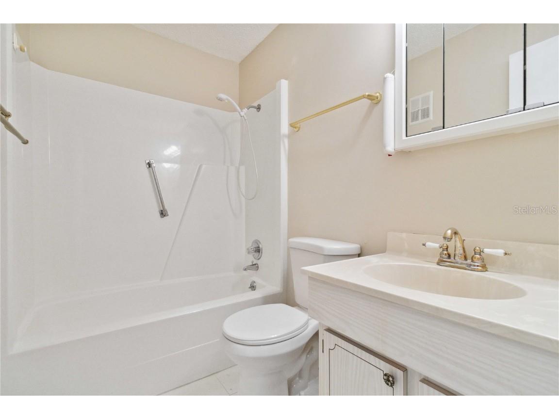 5623 80th Street N #202 Saint Petersburg FL 33709 TB8382170 image24