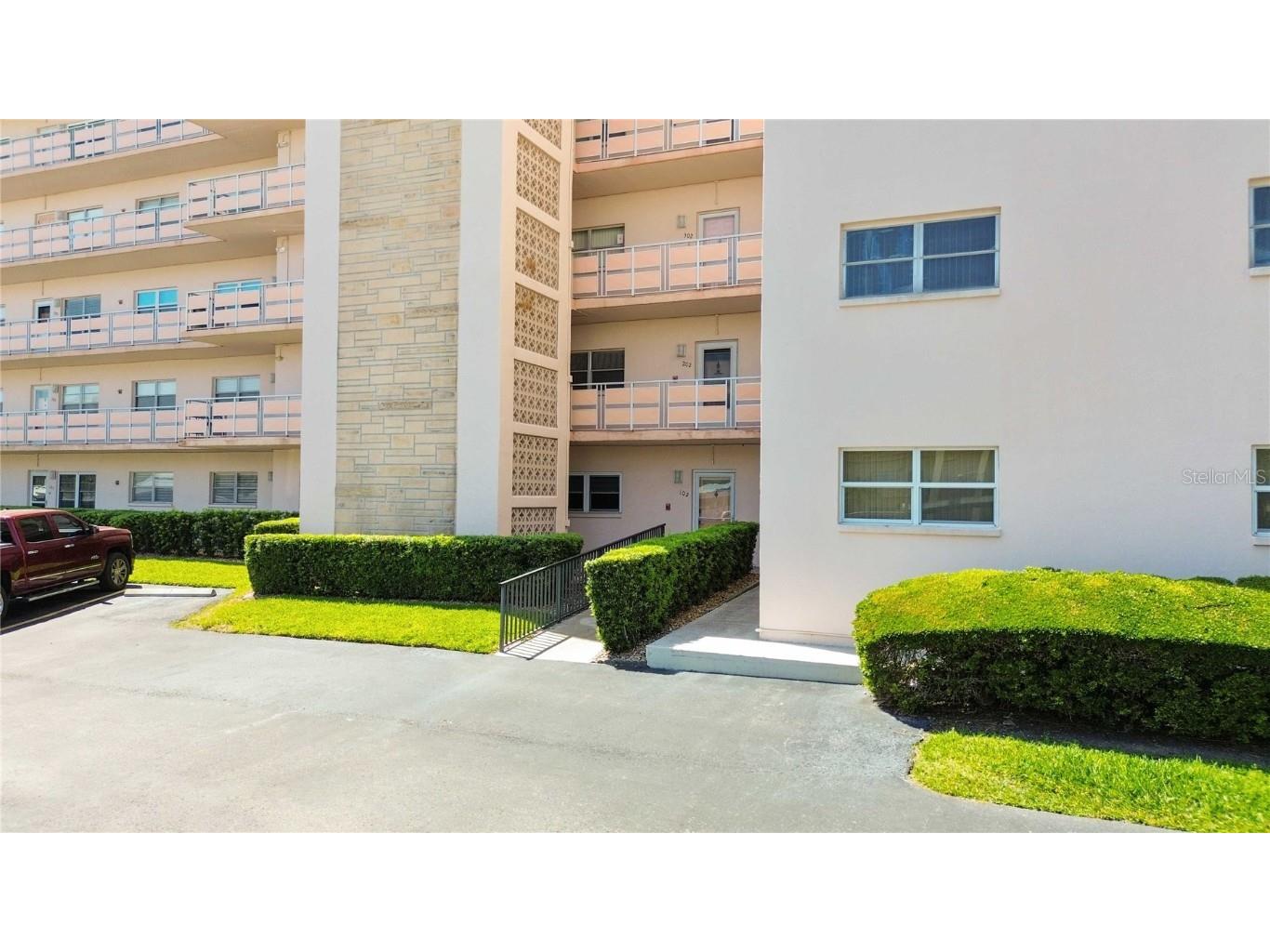 5623 80th Street N #202 Saint Petersburg FL 33709 TB8382170 image5