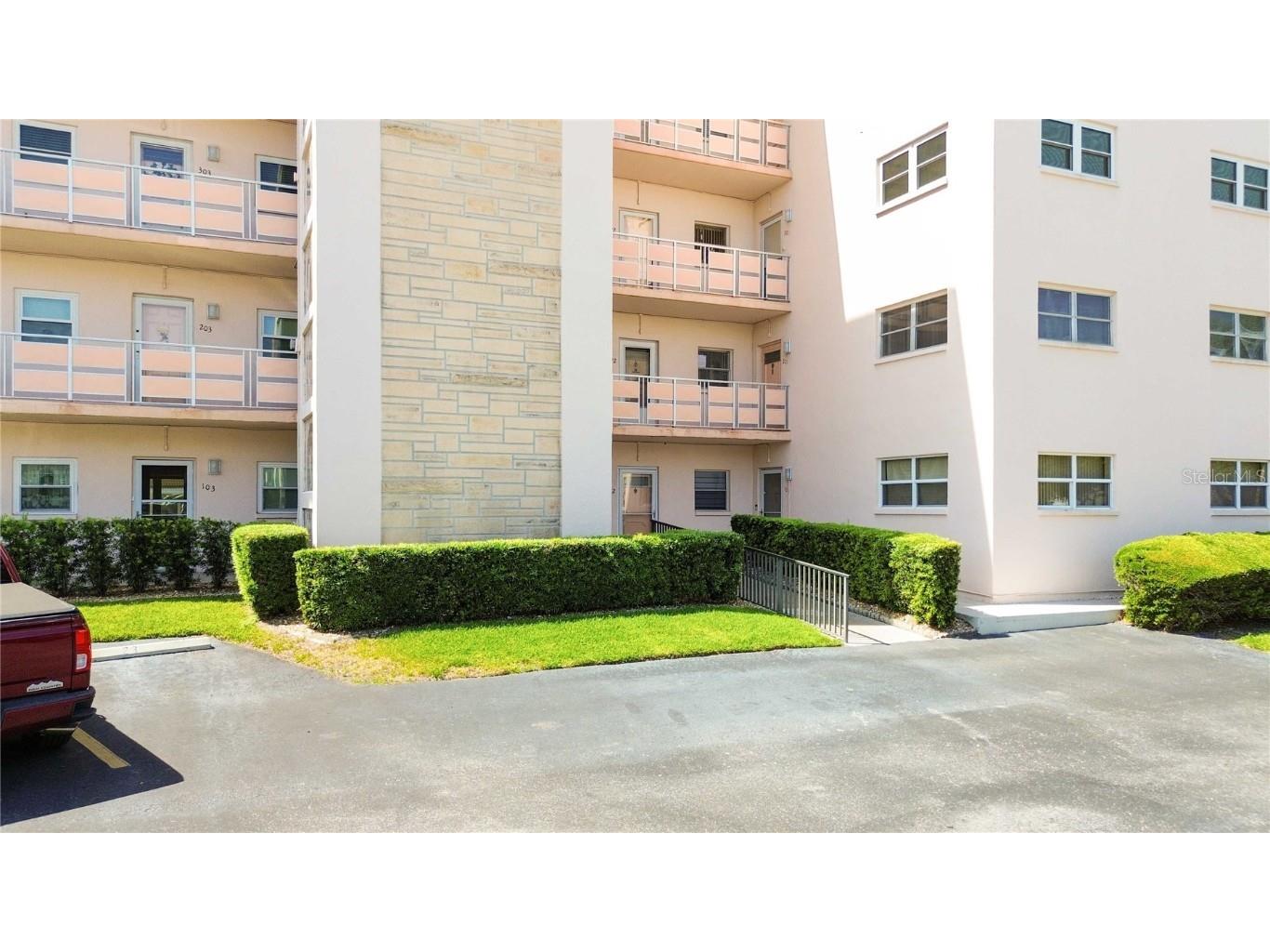 5623 80th Street N #202 Saint Petersburg FL 33709 TB8382170 image6