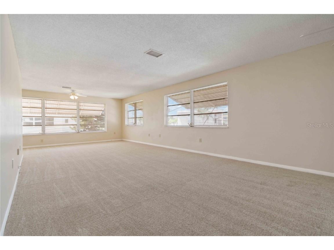 5623 80th Street N #202 Saint Petersburg FL 33709 TB8382170 image9