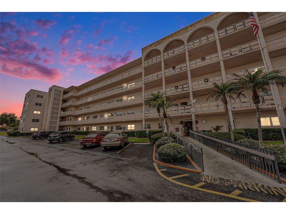 5623 80th Street N #211 Saint Petersburg FL 33709 TB8453308 image1