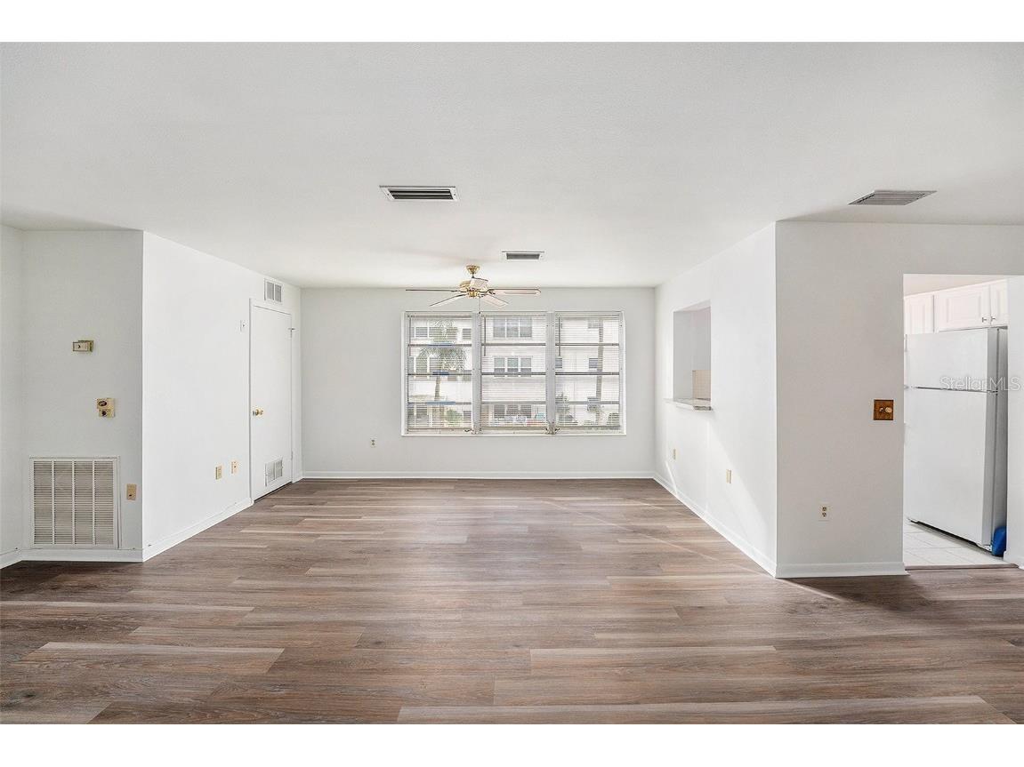 5623 80th Street N #211 Saint Petersburg FL 33709 TB8453308 image16