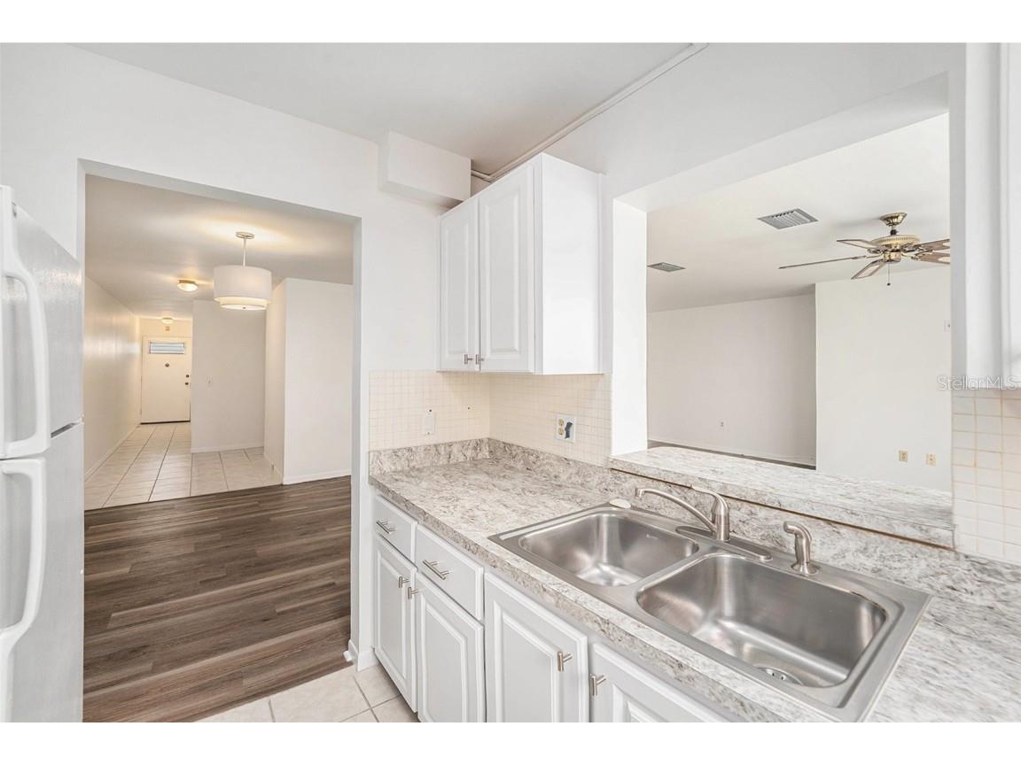 5623 80th Street N #211 Saint Petersburg FL 33709 TB8453308 image18