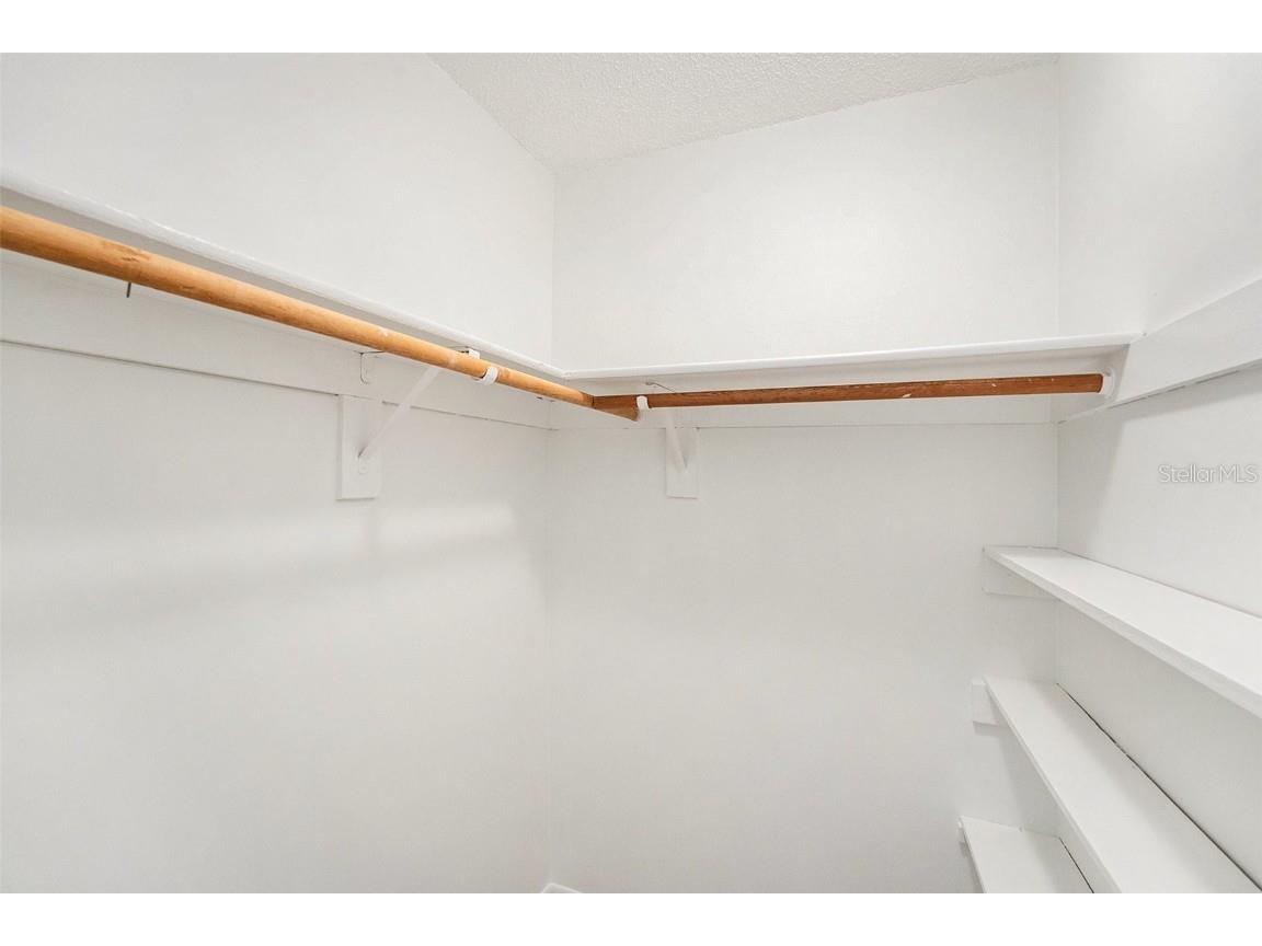 5623 80th Street N #211 Saint Petersburg FL 33709 TB8453308 image25