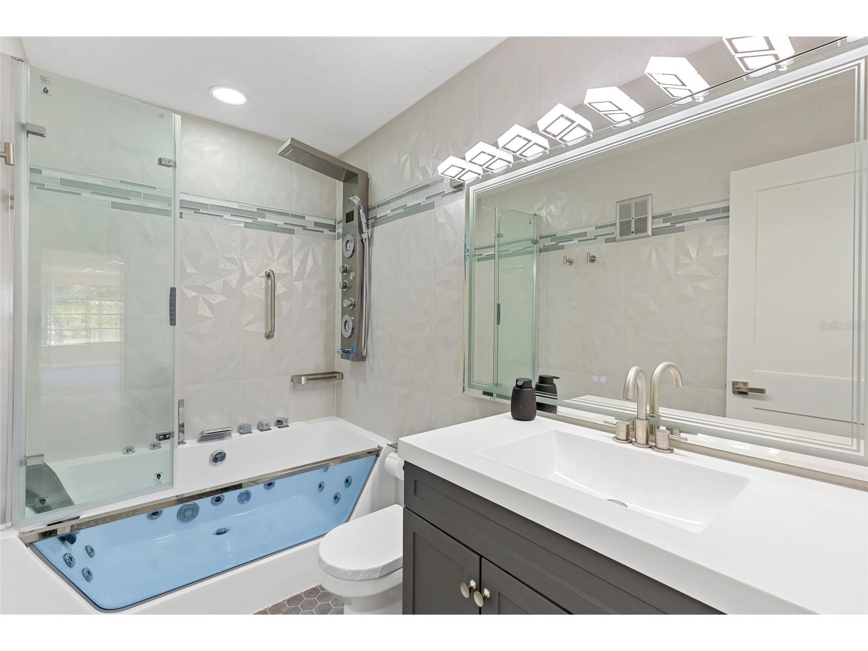 5623 80th Street N #316 Saint Petersburg FL 33709 A4690950 image11
