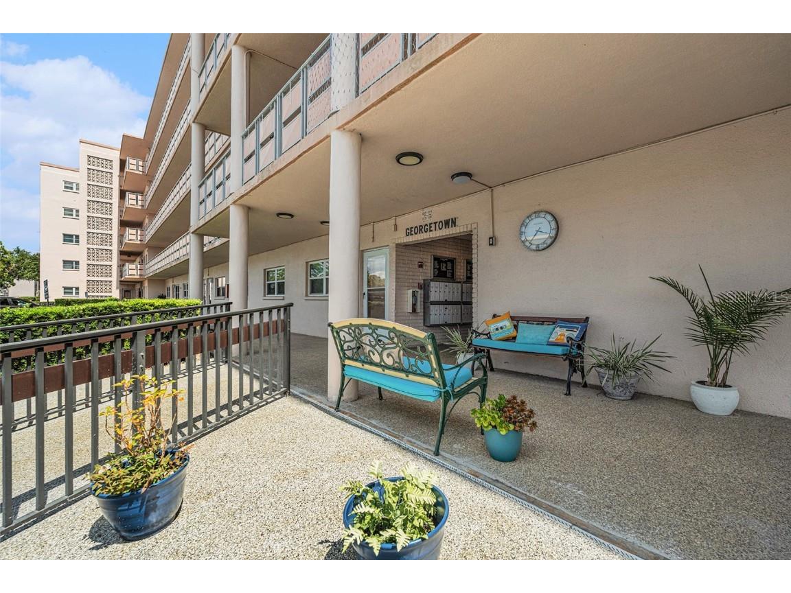 5623 80th Street N #415 Saint Petersburg FL 33709 TB8400646 image10