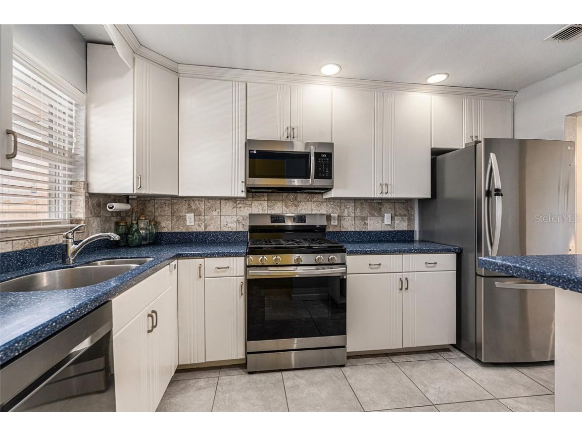 5623 80th Street N #415 Saint Petersburg FL 33709 TB8400646 image4