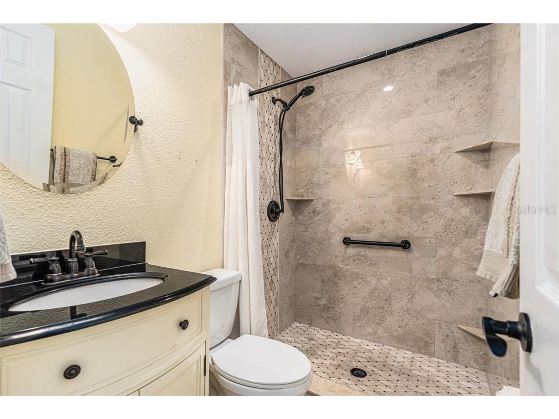 5623 80th Street N #415 Saint Petersburg FL 33709 TB8400646 image9