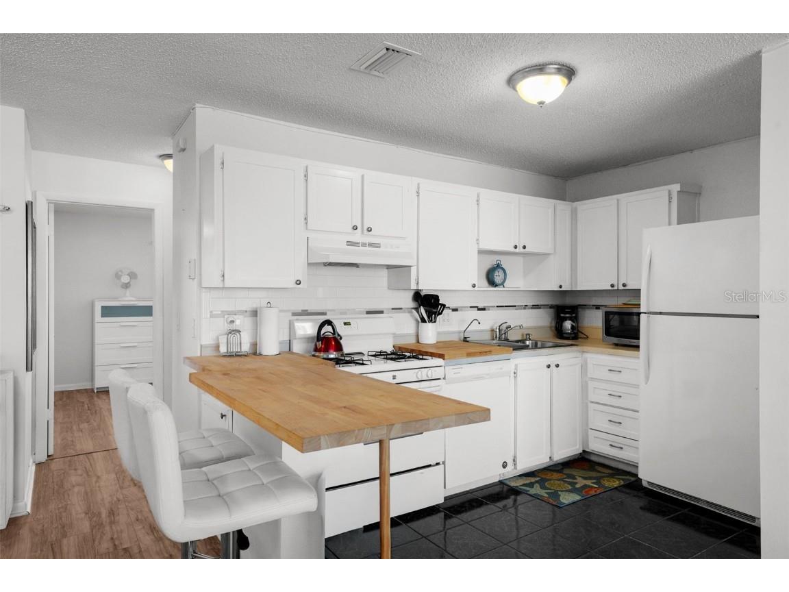 5623 80th Street N #506 Saint Petersburg FL 33709 TB8421389 image3