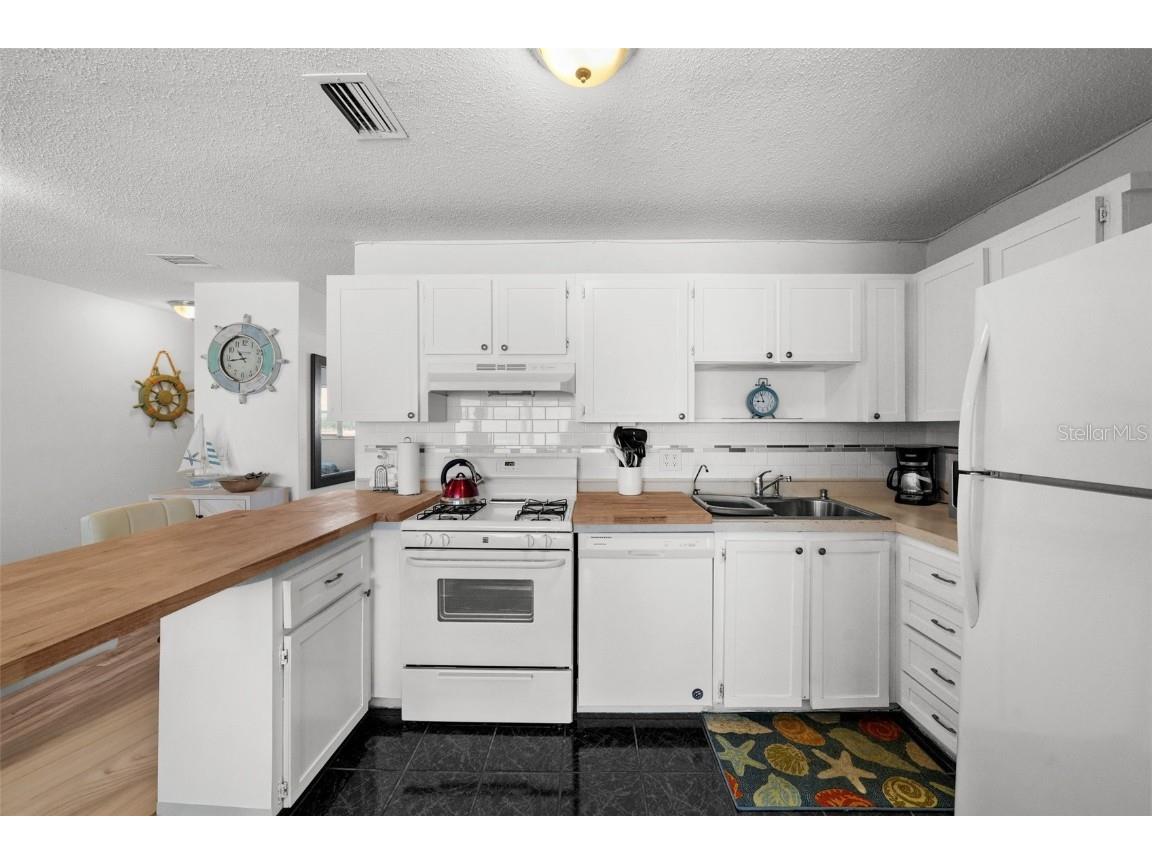 5623 80th Street N #506 Saint Petersburg FL 33709 TB8421389 image4