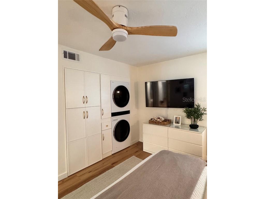 5623 Midnight Pass Road #615 Siesta Key FL 34242 A4674619 image13