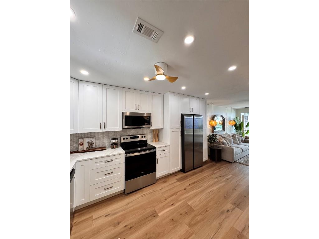 5623 Midnight Pass Road #615 Siesta Key FL 34242 A4674619 image3