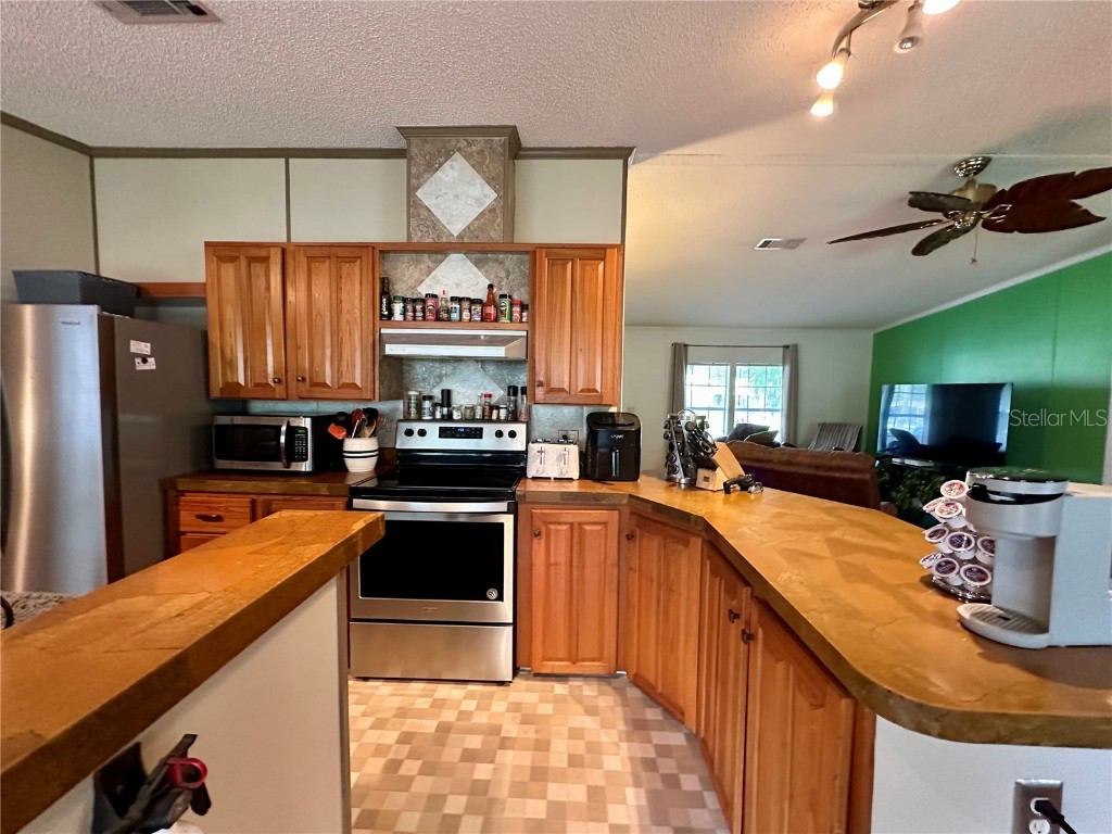 56233 Water Oak Road Astor FL 32102 R4910044 image14