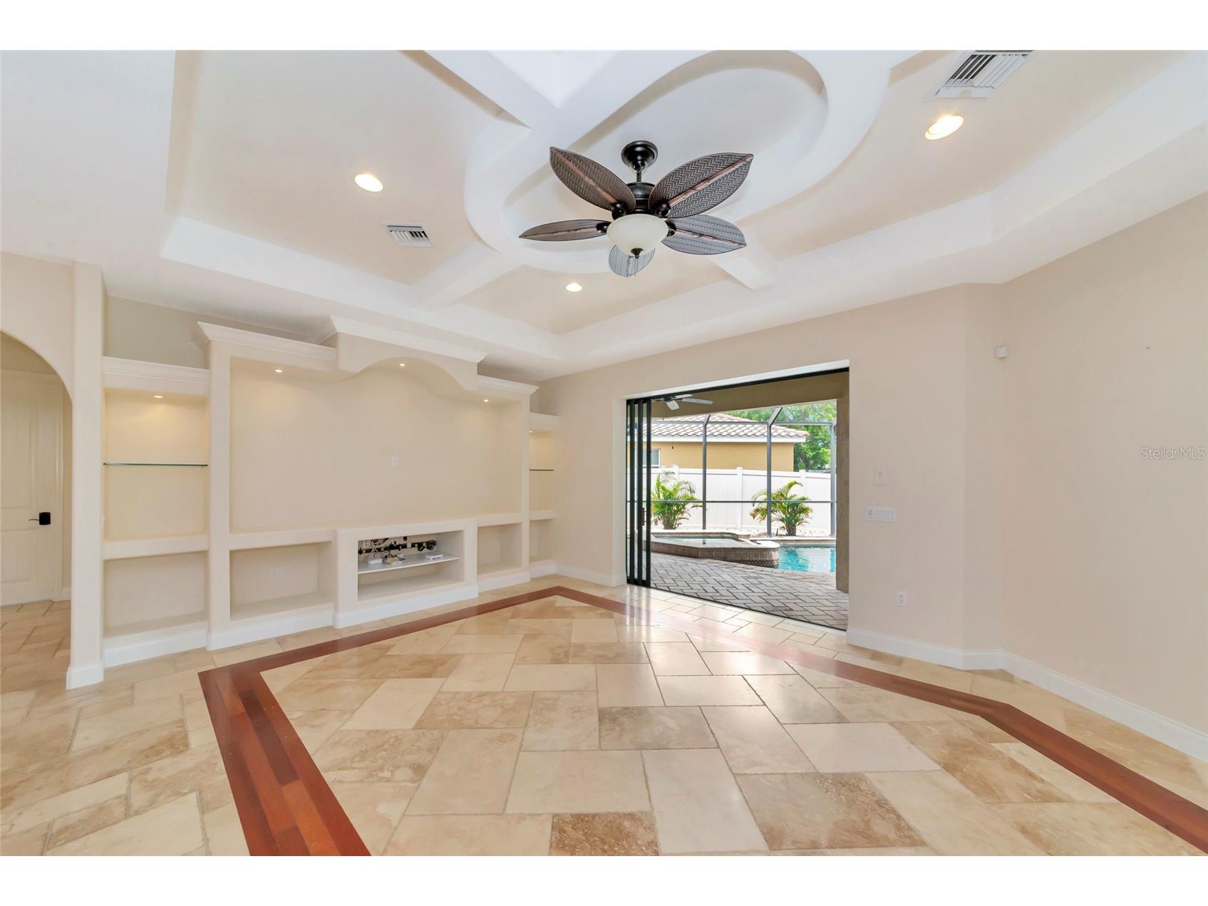 5624 Aaron Court Sarasota FL 34232 A4695501 image9
