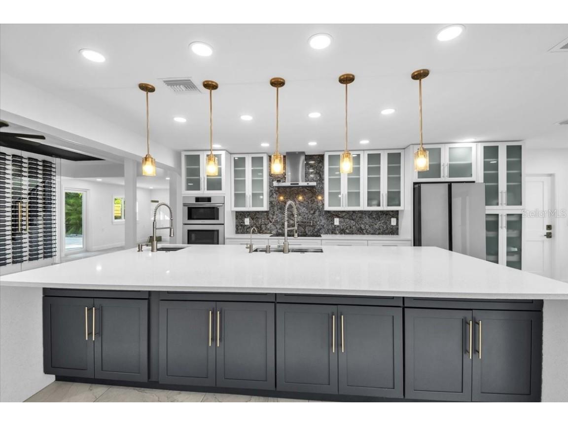 5624 Cape Leyte Drive Sarasota FL 34242 A4670620 image11