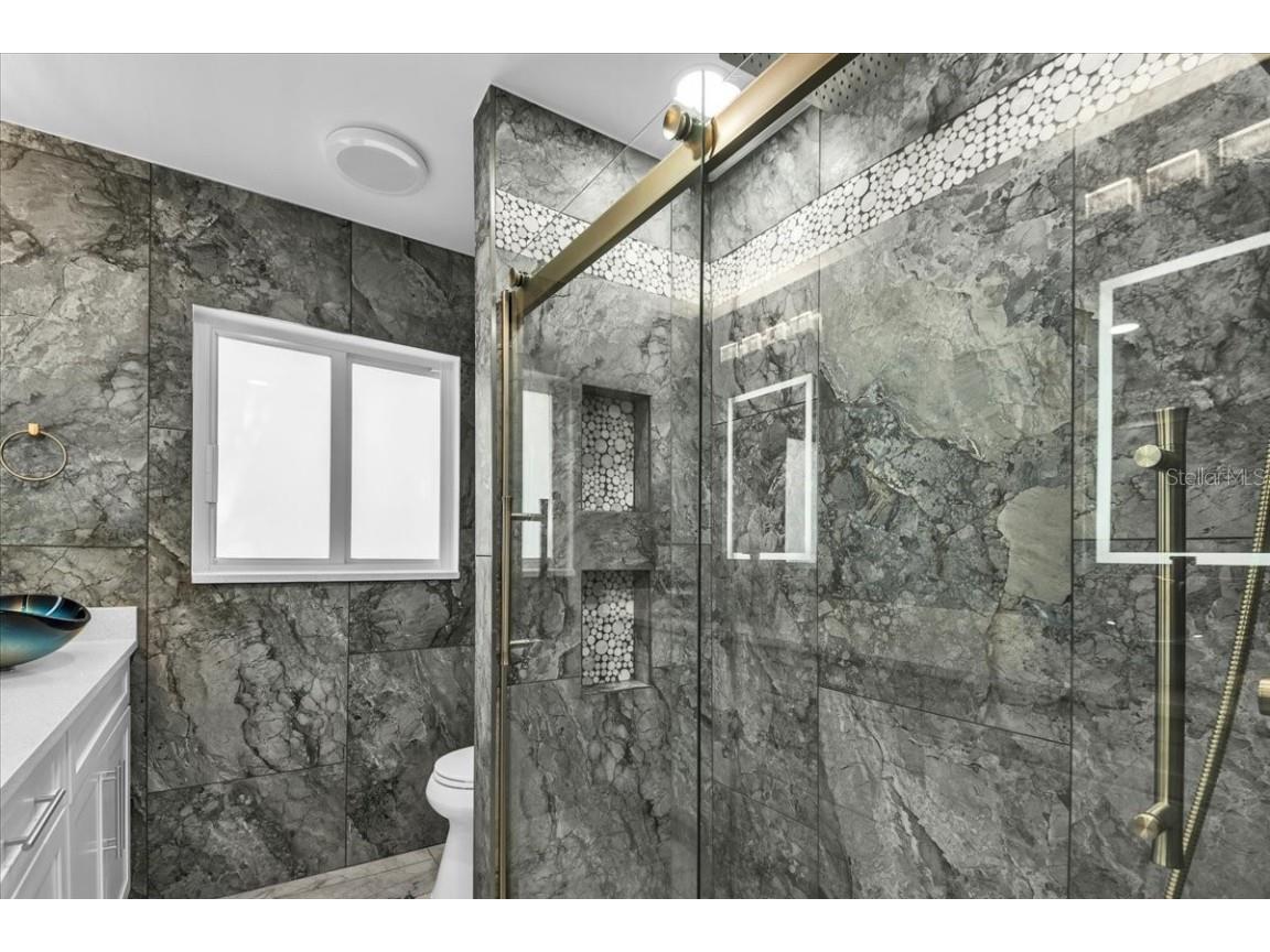 5624 Cape Leyte Drive Sarasota FL 34242 A4670620 image35