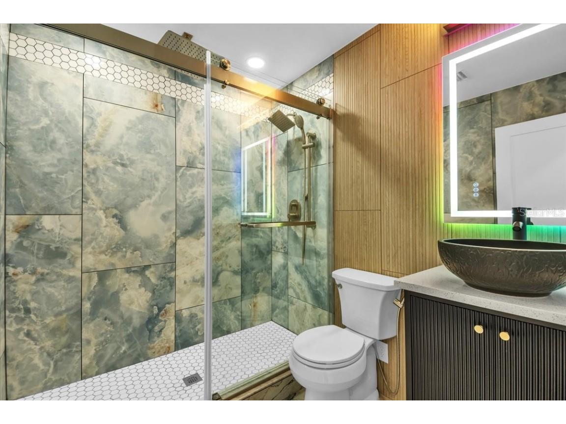 5624 Cape Leyte Drive Sarasota FL 34242 A4670620 image38