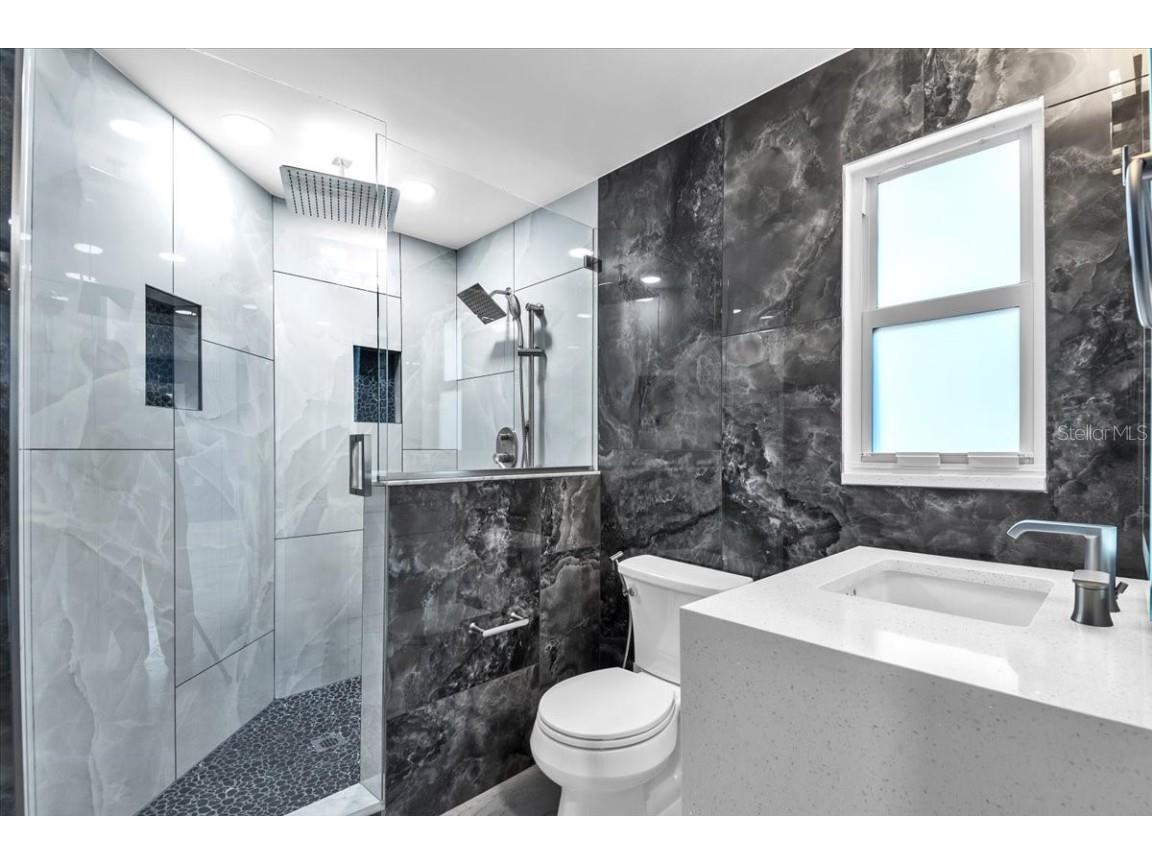 5624 Cape Leyte Drive Sarasota FL 34242 A4670620 image45