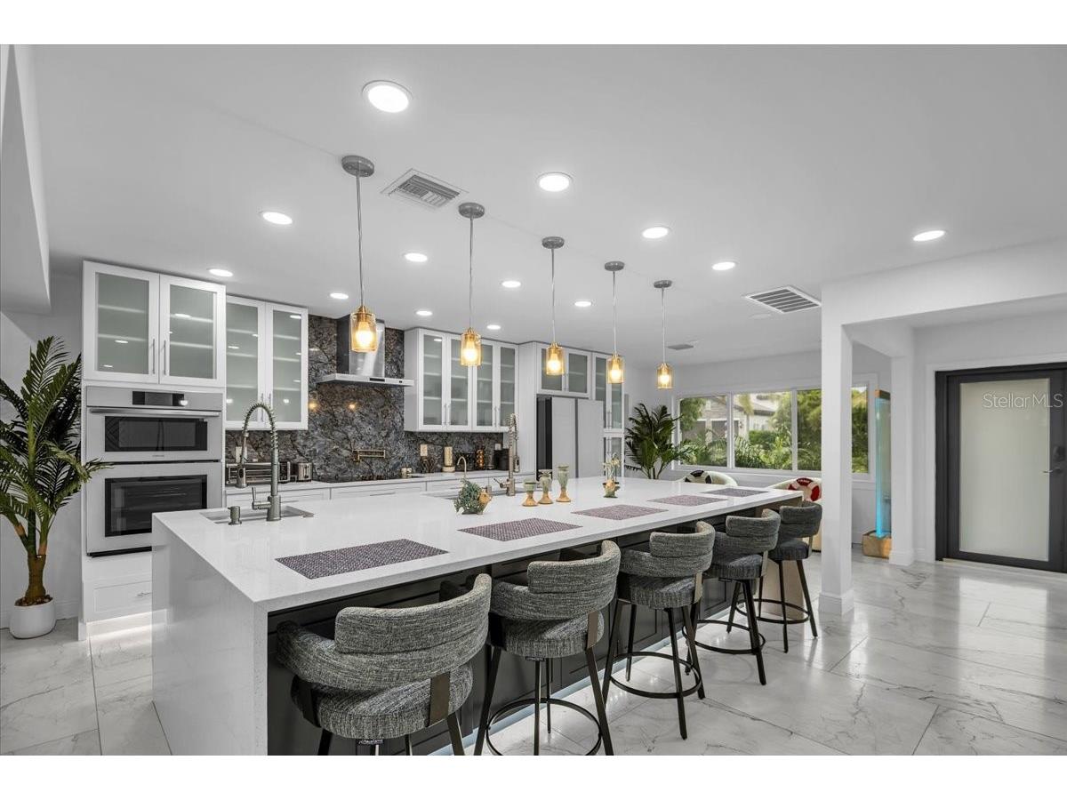 5624 Cape Leyte Drive Sarasota FL 34242 A4684371 image13