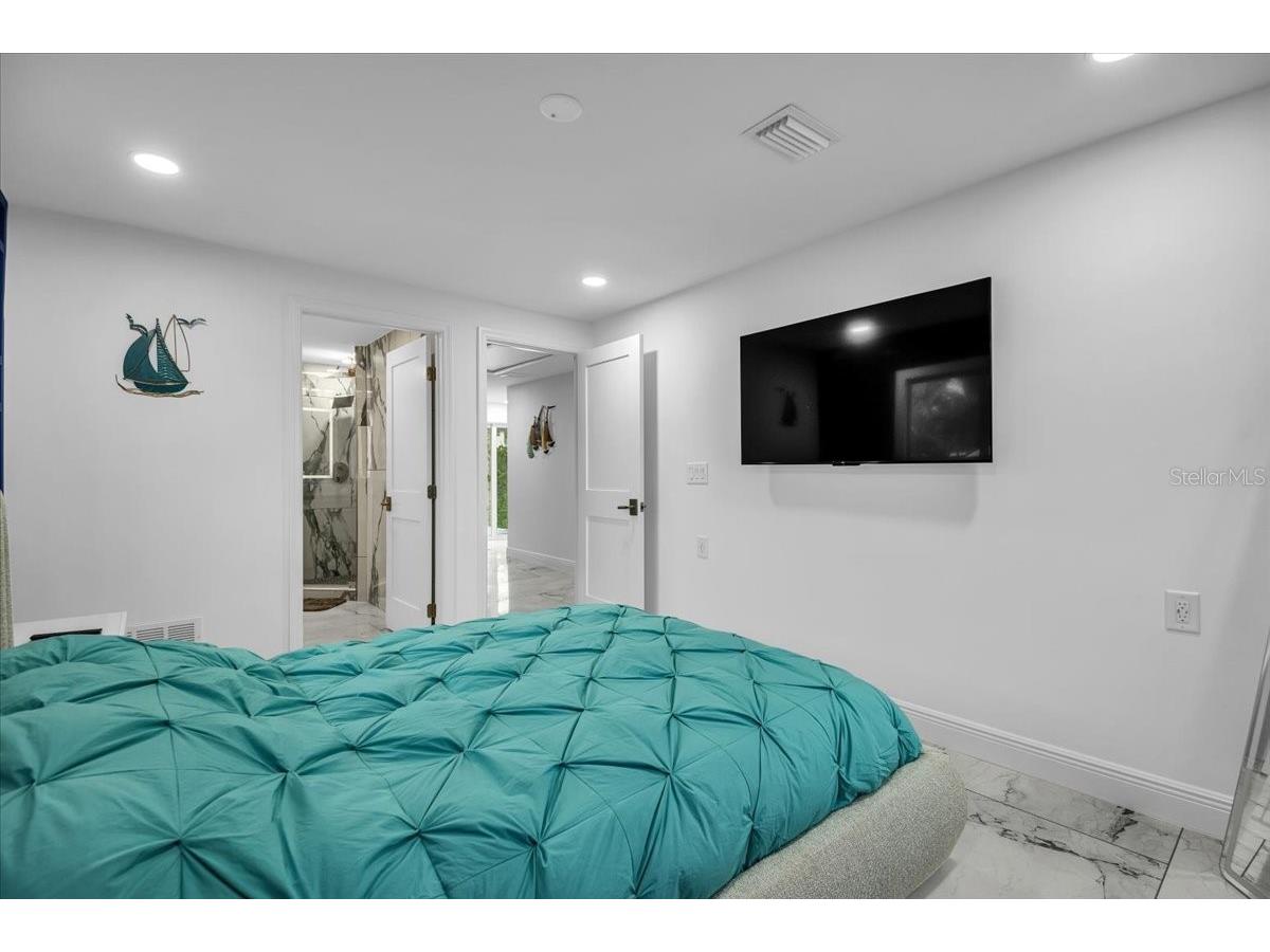 5624 Cape Leyte Drive Sarasota FL 34242 A4684371 image39