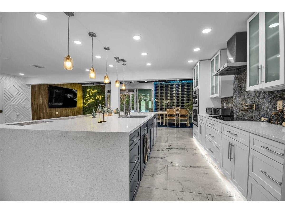 5624 Cape Leyte Drive Sarasota FL 34242 A4684371 image9