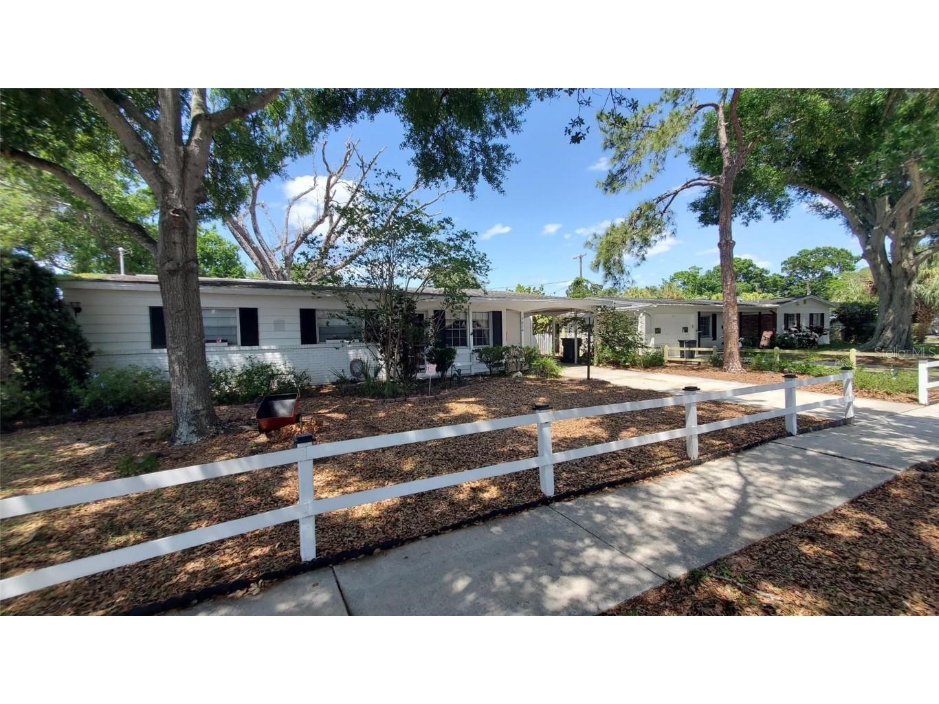 5624 Cresthill Drive Tampa FL 33615 U8159657 image1