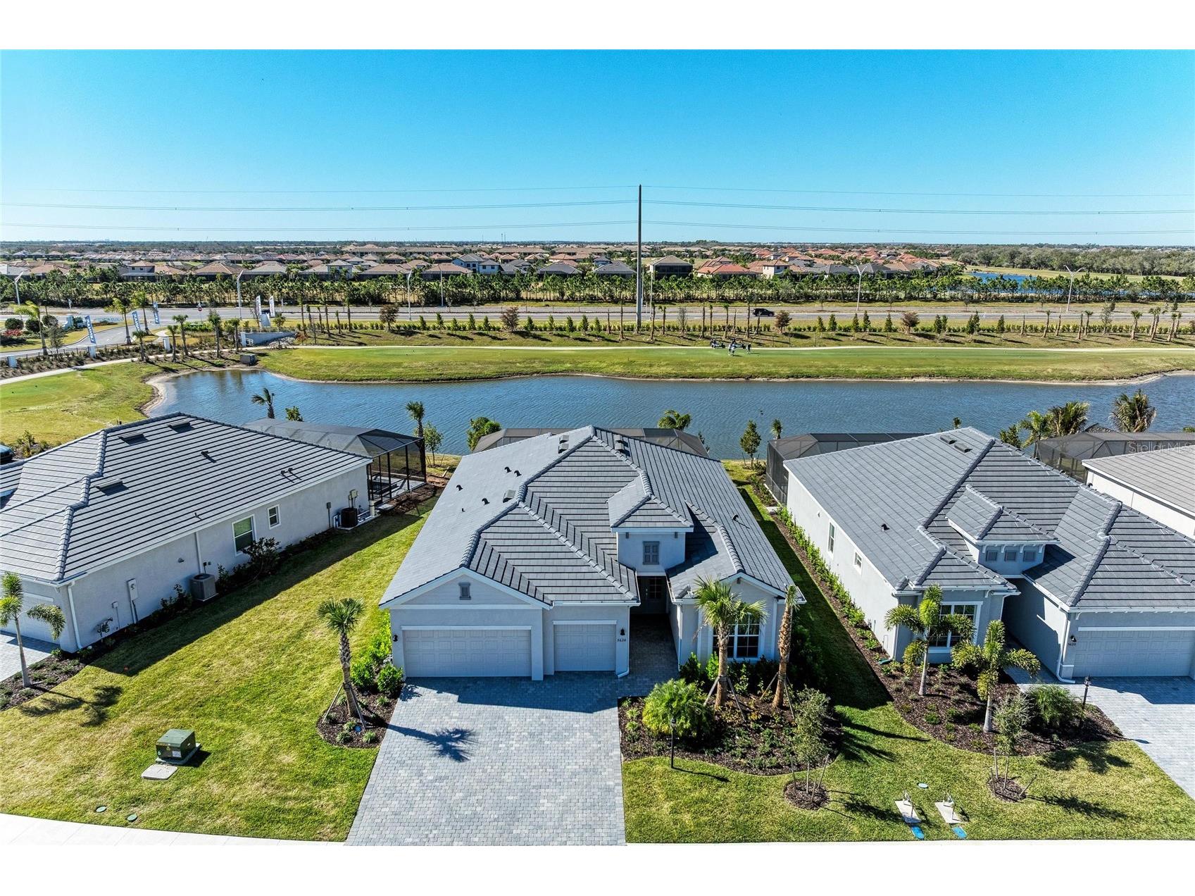 5624 Lightning Whelk Lakewood Ranch FL 34211 A4681735 image50