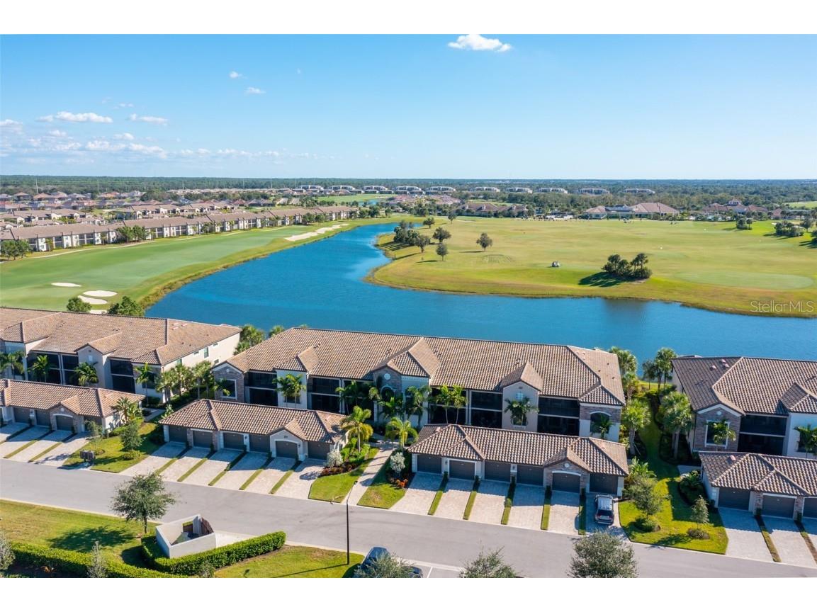 5624 Palmer Circle #102 Bradenton FL 34211 A4586621 image1