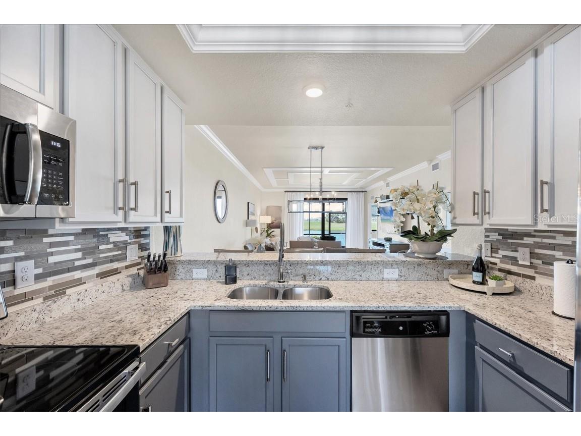 5624 Palmer Circle #105 Bradenton FL 34211 A4649523 image16