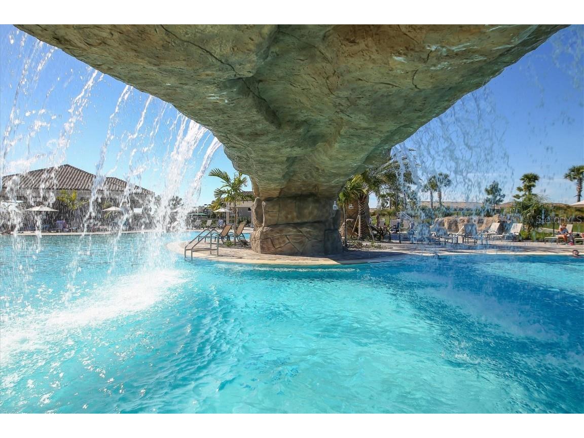 5624 Palmer Circle #105 Bradenton FL 34211 A4649523 image52