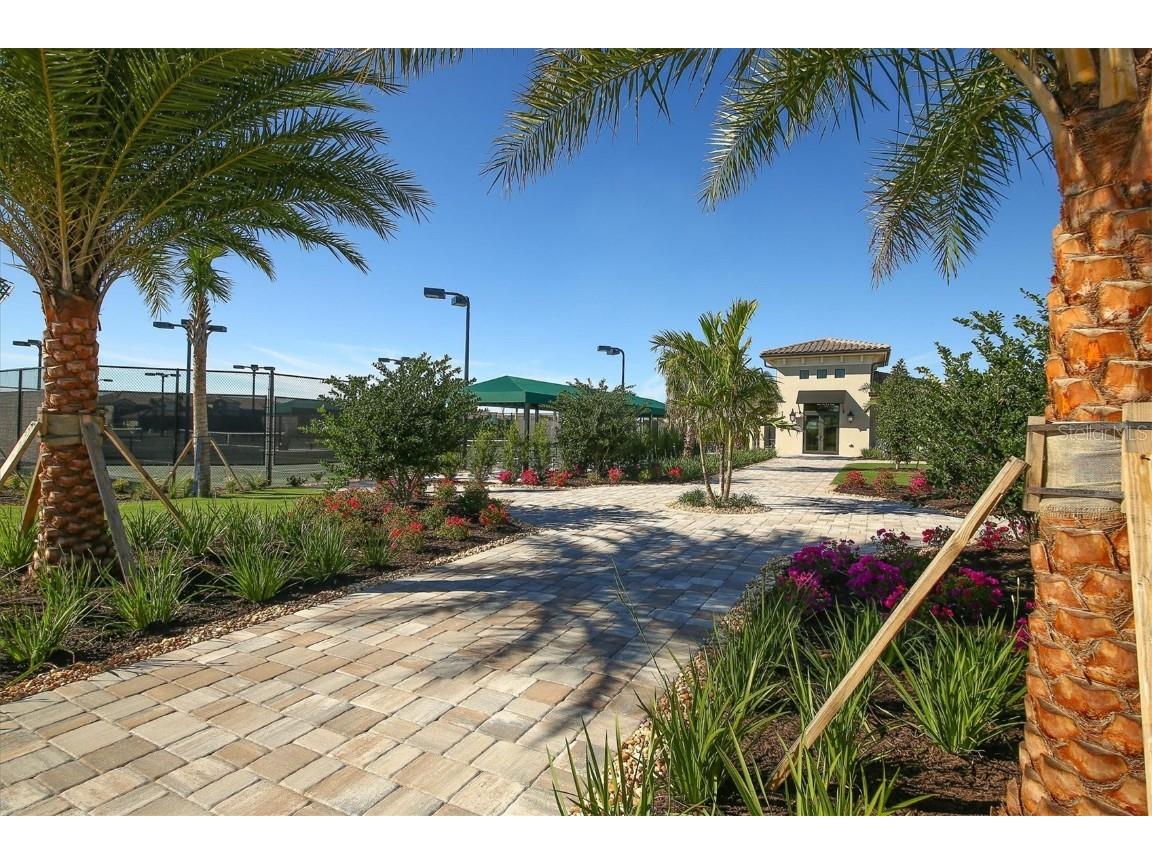 5624 Palmer Circle #105 Bradenton FL 34211 A4649523 image57